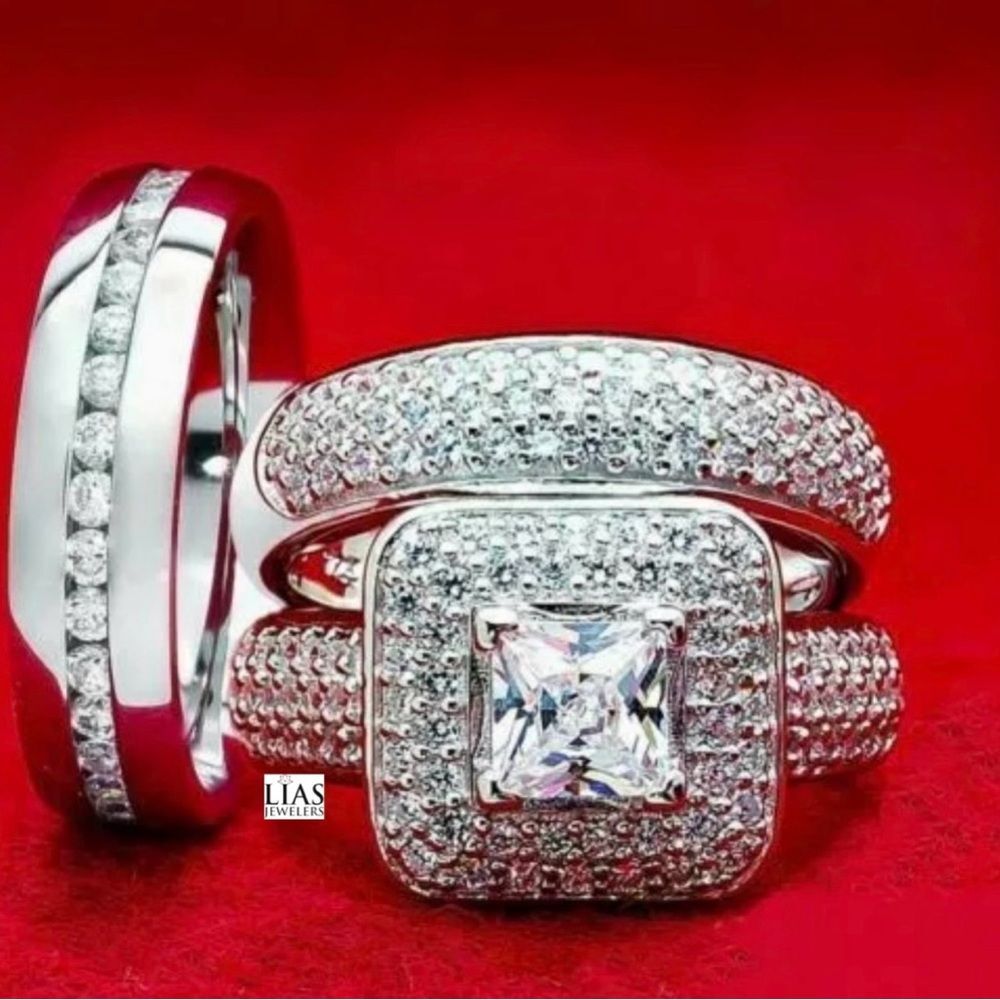 New 18k white gold Women's Ring Set and men’s wedding band ( his and hers bridal